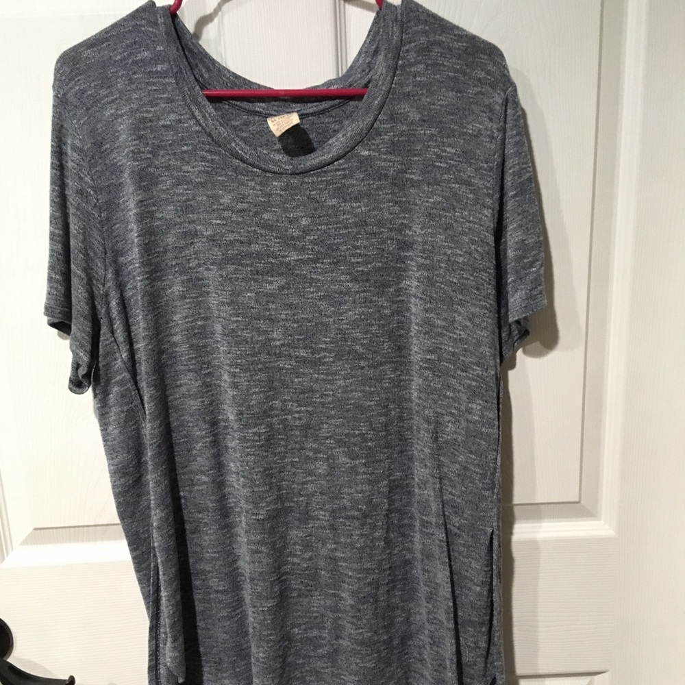 Long Cut Dress T-Shirt.